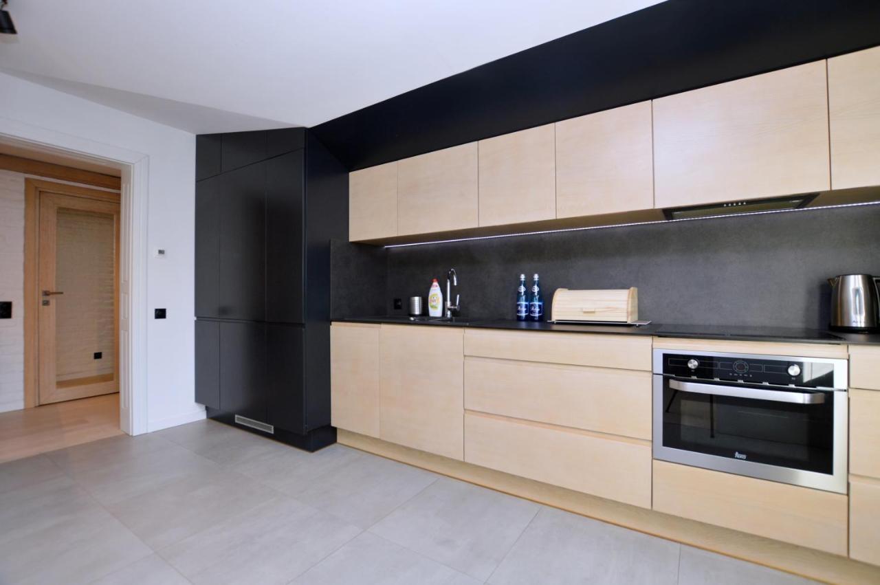 Victus Apartamenty, Aura *